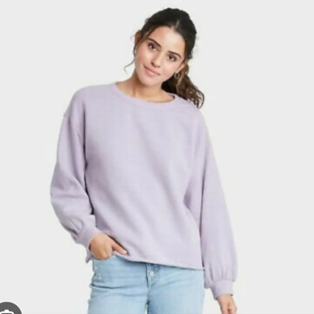 Women's Universal Thread Lavender Crewneck Sweater, Large